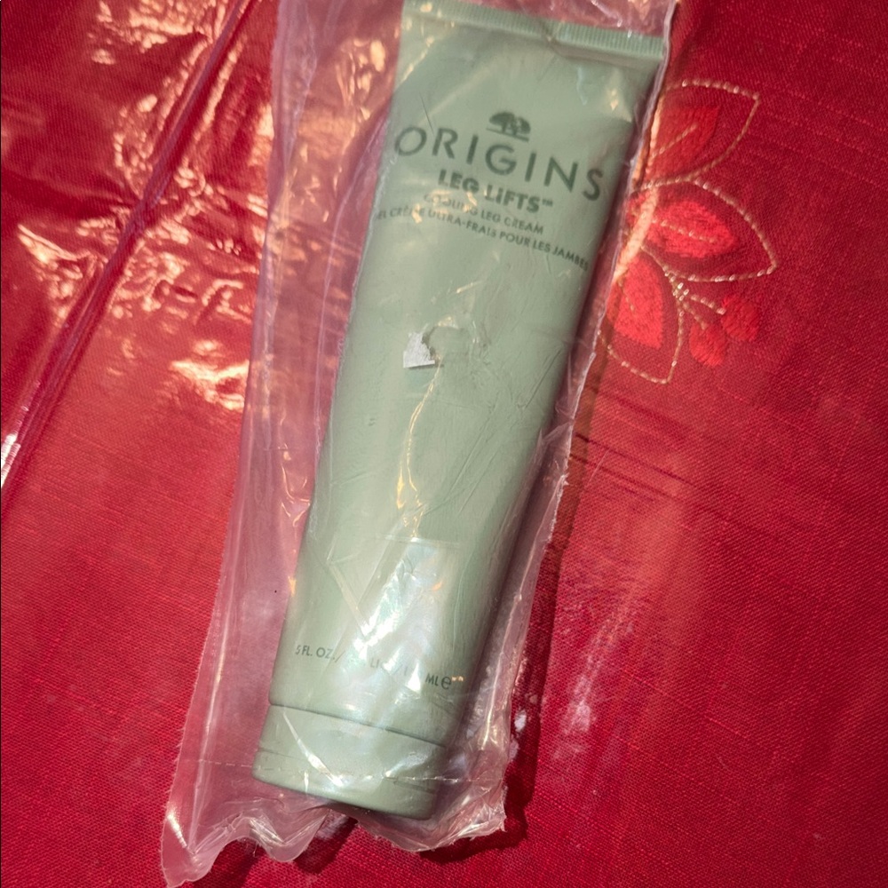 Origins Eye Lifts Cream in Mint Green Tube